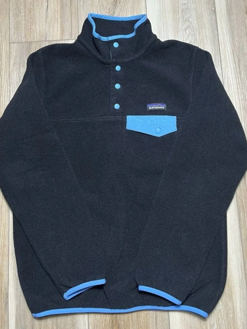 Patagonia Synchilla Snap T Black Fleece Pullover Sweater - Women Size Small
